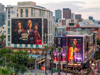 hilton san diego gaslamp quarter