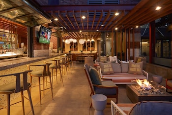 hilton san diego gaslamp quarter