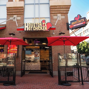 hilton san diego gaslamp quarter