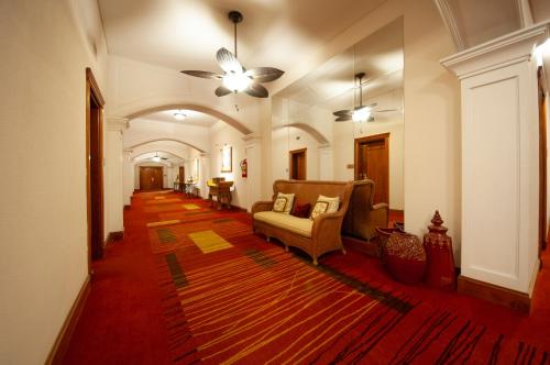 granados park hotel