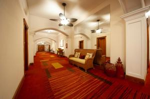 granados park hotel