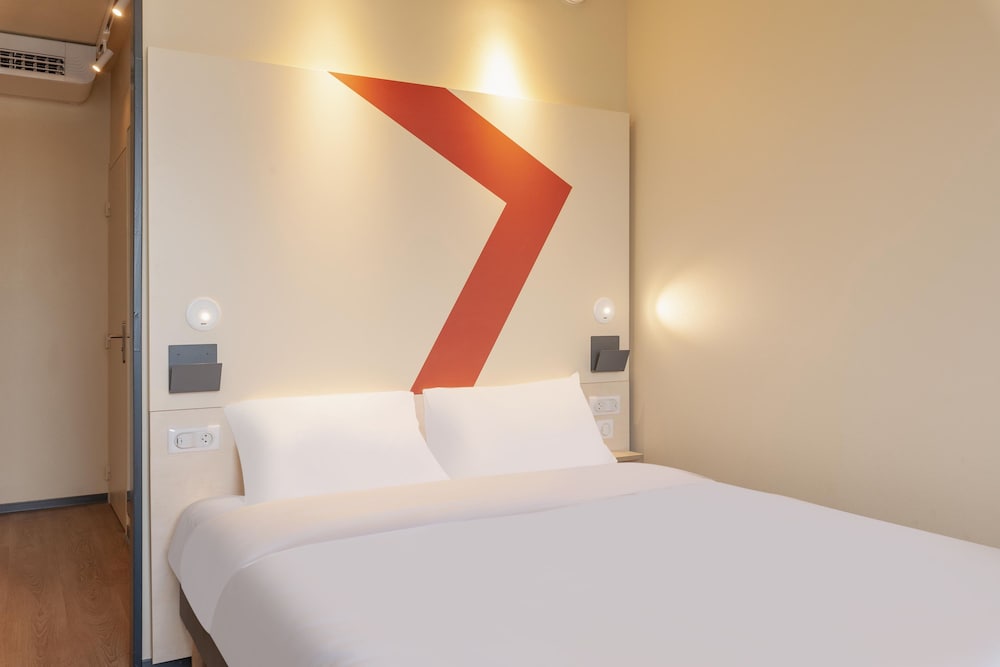 ibis budget mont de marsan