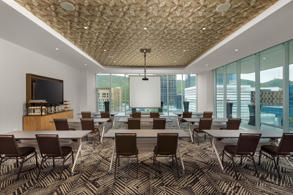 hyatt place monterrey valle