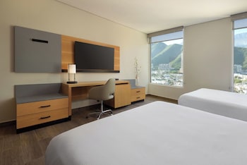 hyatt place monterrey valle