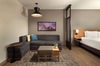 hyatt place monterrey valle