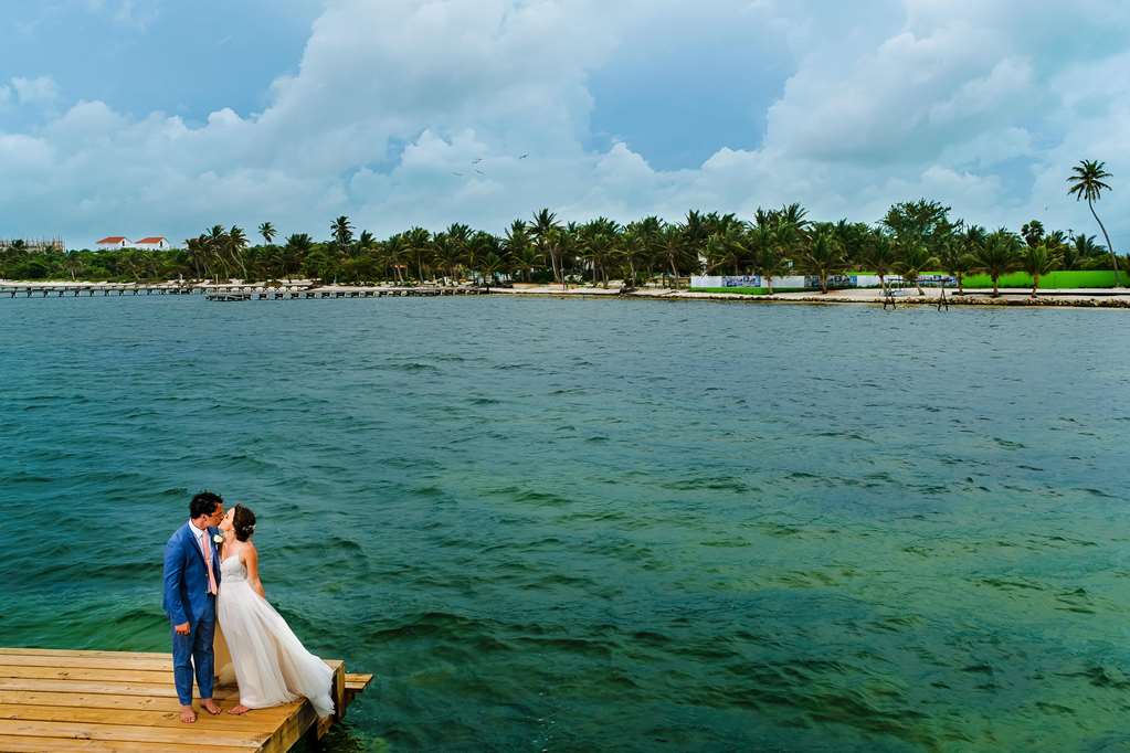 las terrazas resort and residences ambergris