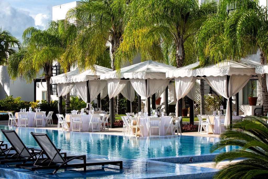 las terrazas resort and residences ambergris