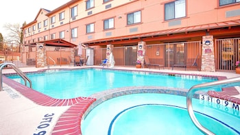 best western plus royal mountain inn and suites