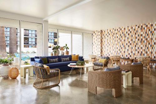 avatar hotel santa clara tapestry collection by hilton
