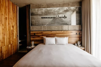 flavia luxury hotel