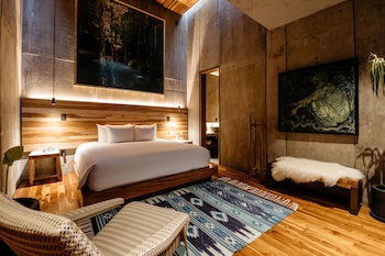 flavia luxury hotel
