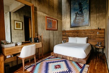 flavia luxury hotel