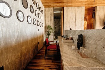 flavia luxury hotel