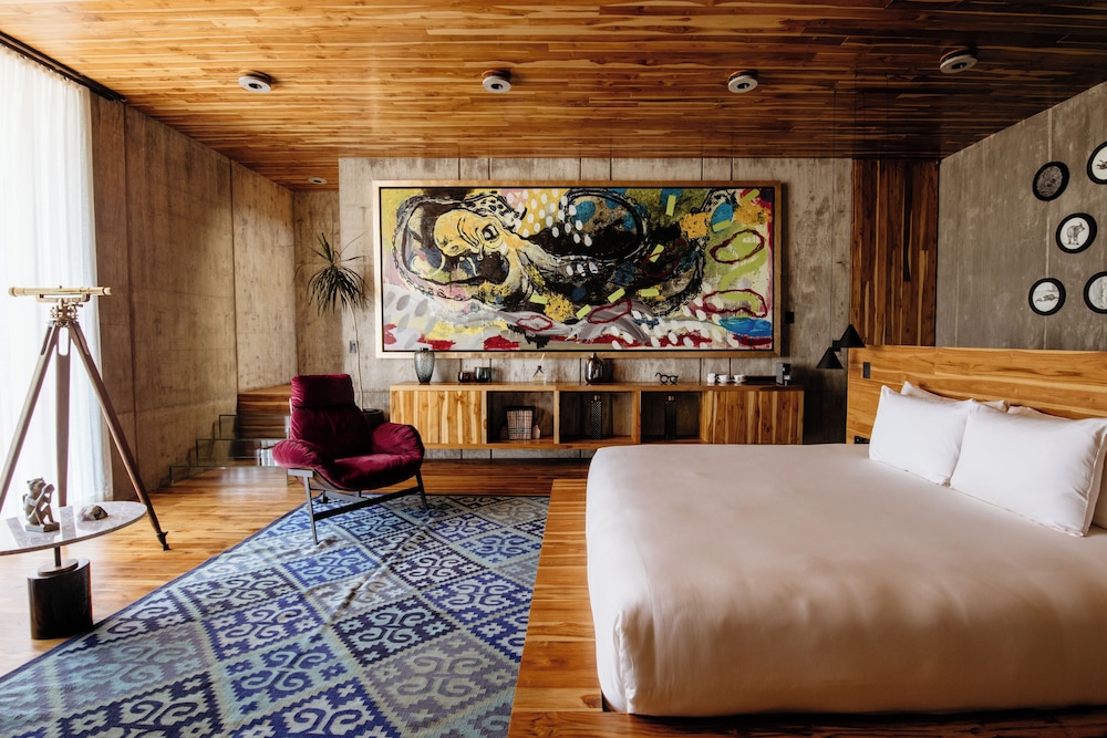 flavia luxury hotel