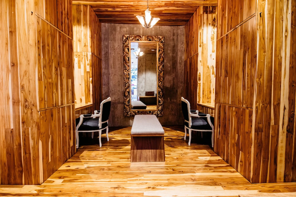 flavia luxury hotel