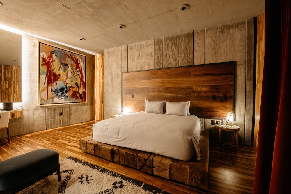 flavia luxury hotel