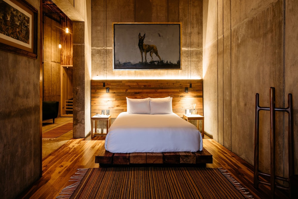 flavia luxury hotel