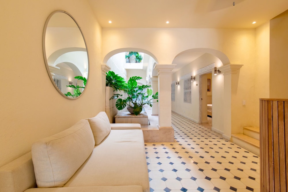 b haus hotel boutique