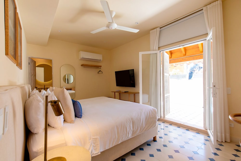 b haus hotel boutique