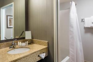 courtyard by marriott danbury