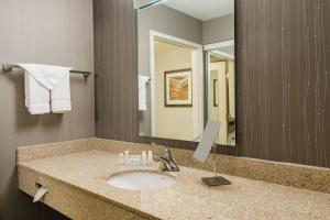 courtyard by marriott danbury