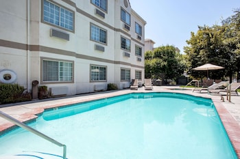 la quinta inn and suites by wyndham davis