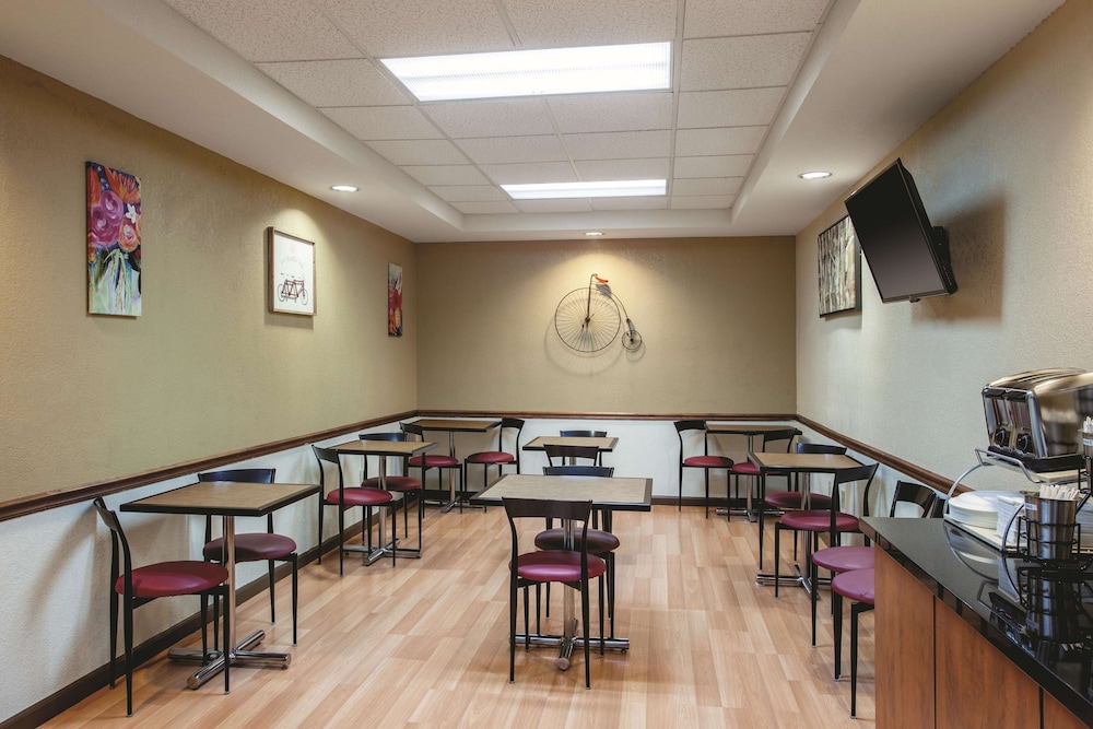 la quinta inn and suites by wyndham davis