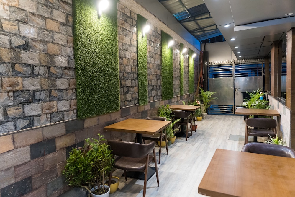 the avenue hotel ballygunge