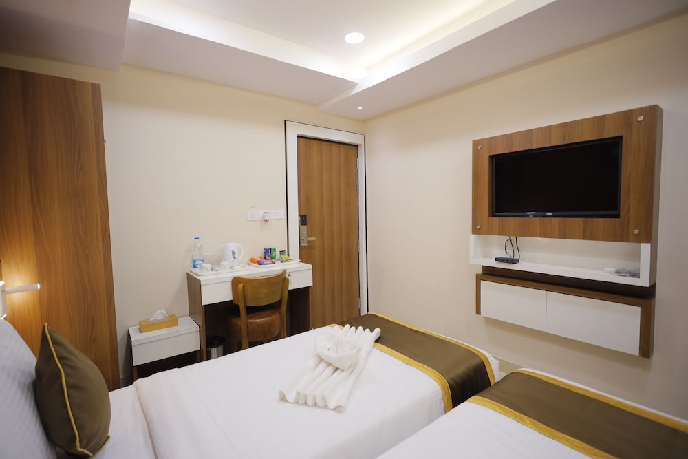 the avenue hotel ballygunge