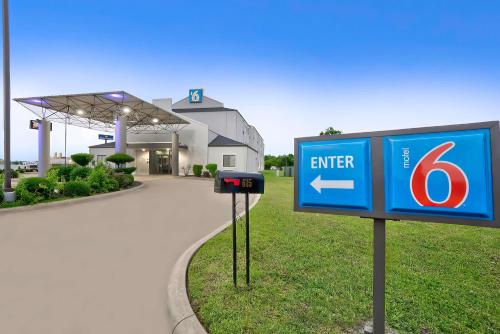 motel 6 denison tx