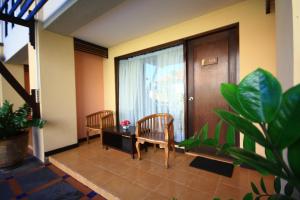 grand santhi hotel