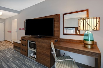 hampton inn tucson downtown