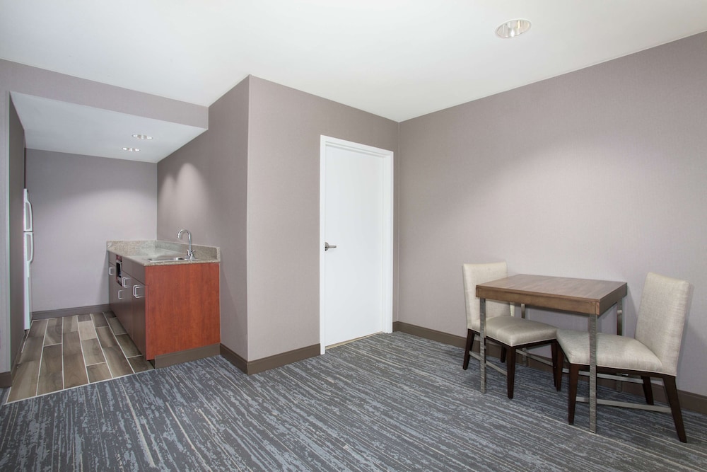 hampton inn and suites denver downtown