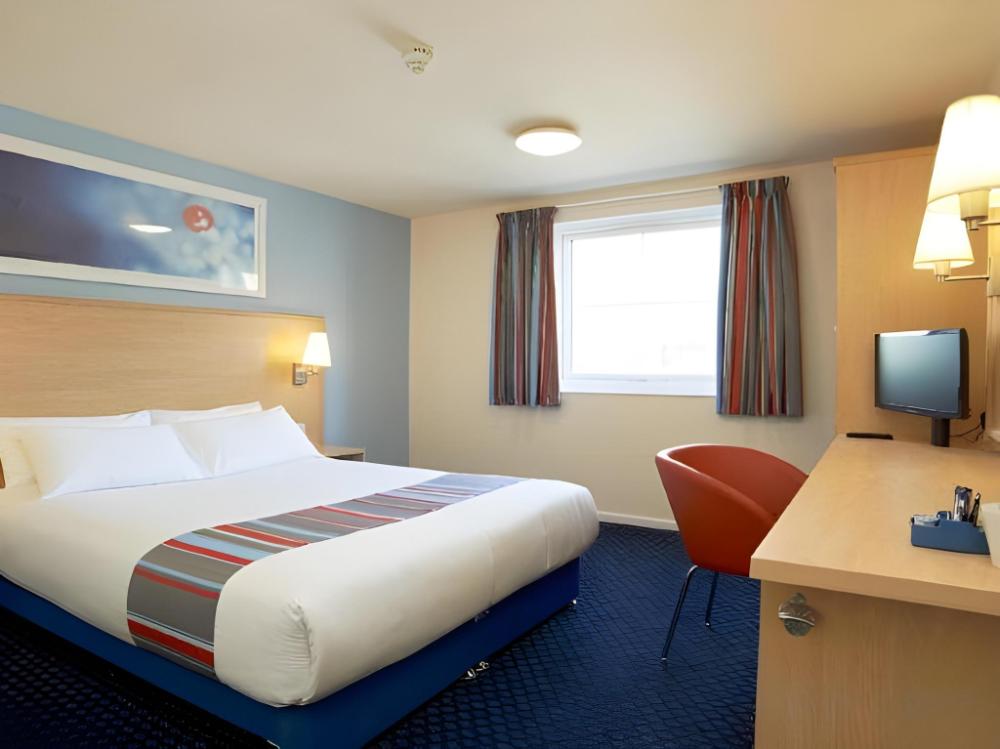 travelodge derby cricket ground