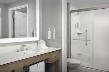 homewood suites by hilton louisville airport