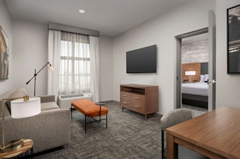 homewood suites by hilton louisville airport