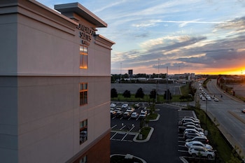 homewood suites by hilton louisville airport