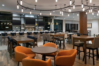 hilton garden inn visalia