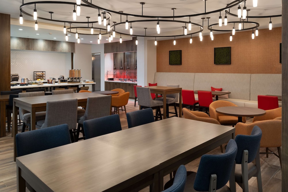 hilton garden inn visalia