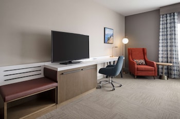 hilton garden inn visalia