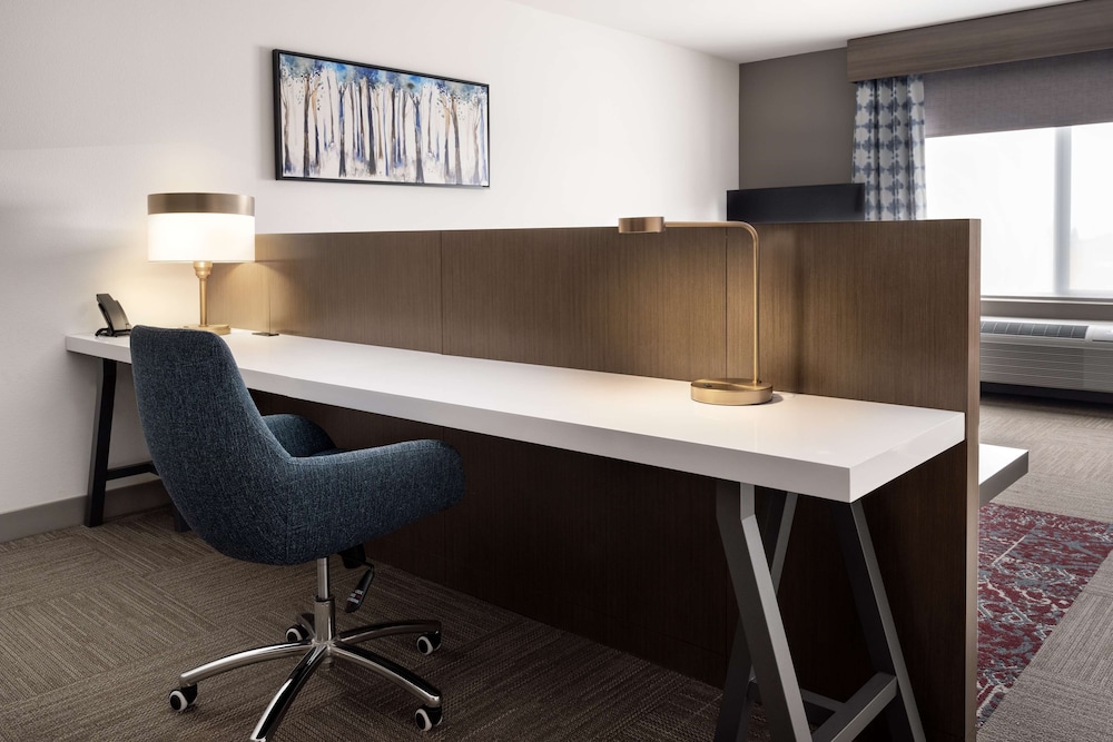 hilton garden inn visalia