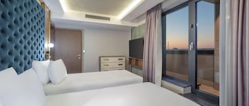 doubletree by hilton plovdiv center