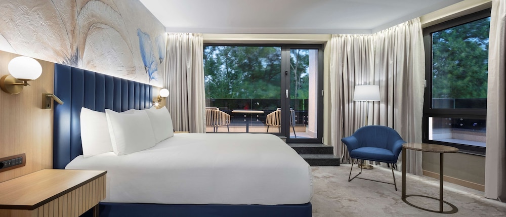 doubletree by hilton plovdiv center