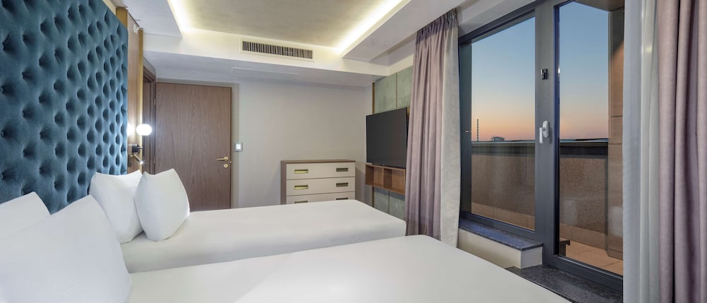 doubletree by hilton plovdiv center