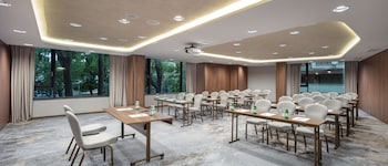 doubletree by hilton plovdiv center