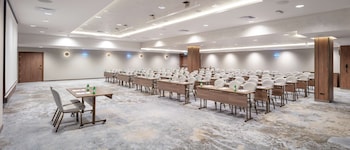 doubletree by hilton plovdiv center