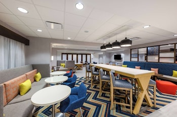 hampton inn kansas city southeast