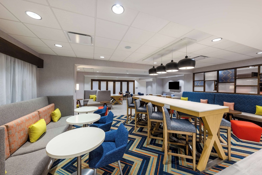 hampton inn kansas city southeast