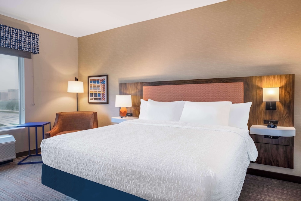 hampton inn kansas city southeast