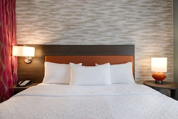 home2 suites by hilton galveston